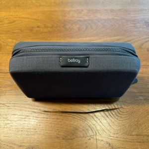 Bellroy Tech Kit - like new